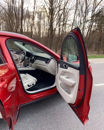 Volvo XC 60 cena 129900 przebieg: 69000, rok produkcji 2018 z Sulejówek małe 781